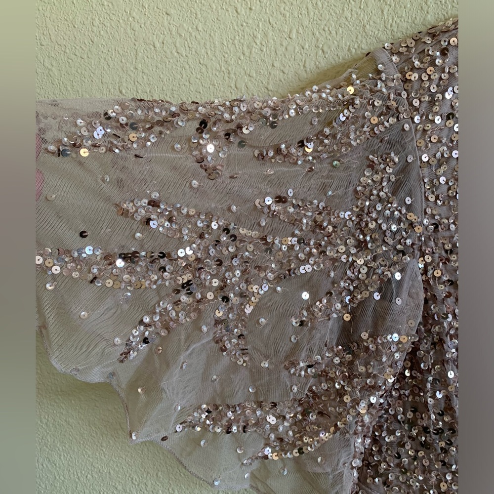 Mac Duggal SEQUINED BUTTERFLY SLEEVE HIGH LOW GOWN 93681 NWT (4)๐ด - Picture 9 of 13